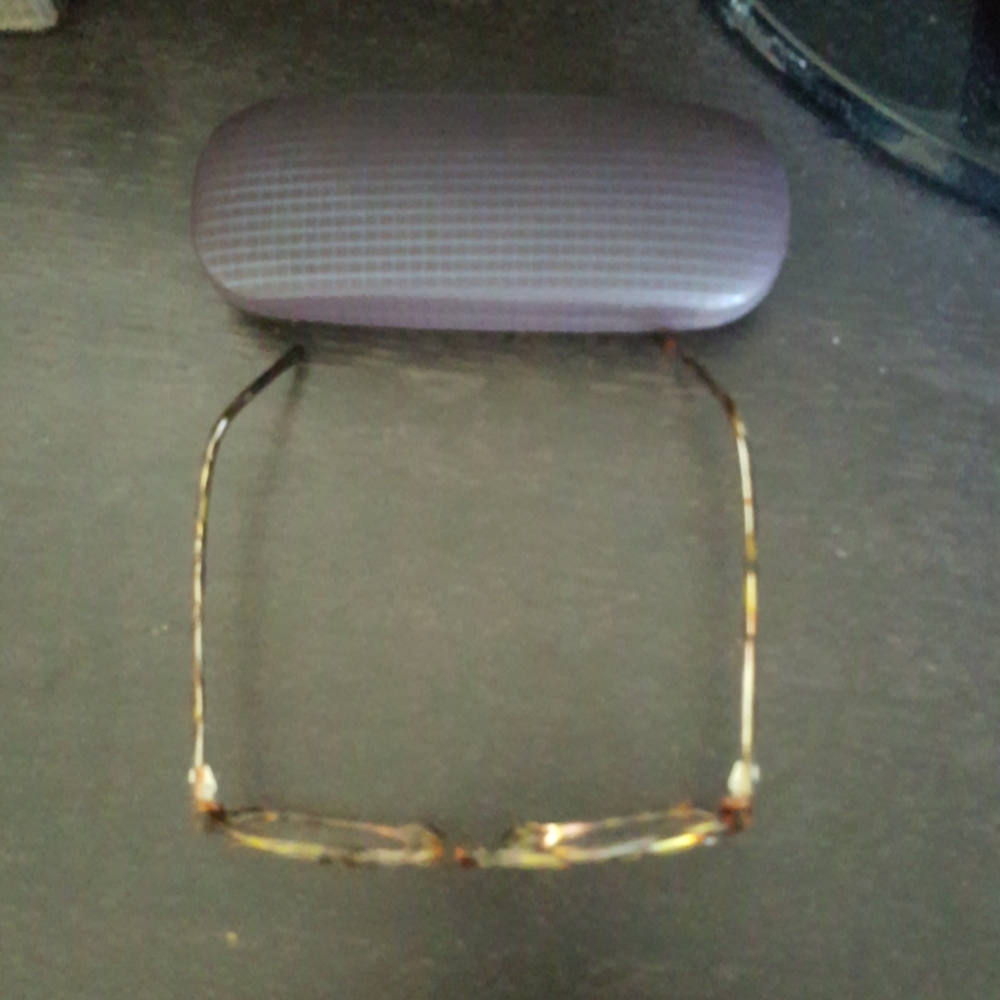 CHANEL eyeglasses/frame - Picture 2 of 8